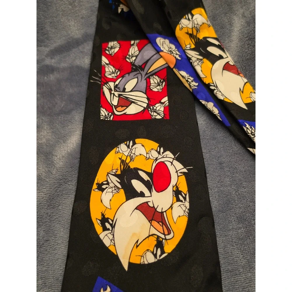 Vintage 1995 Looney Tunes Mania Silk Tie Bugs Bunny Daffy Taz Sylvester Black
